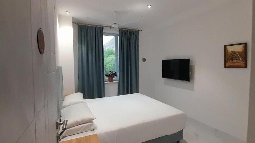 اتاق استاندارد, Areni Lodge