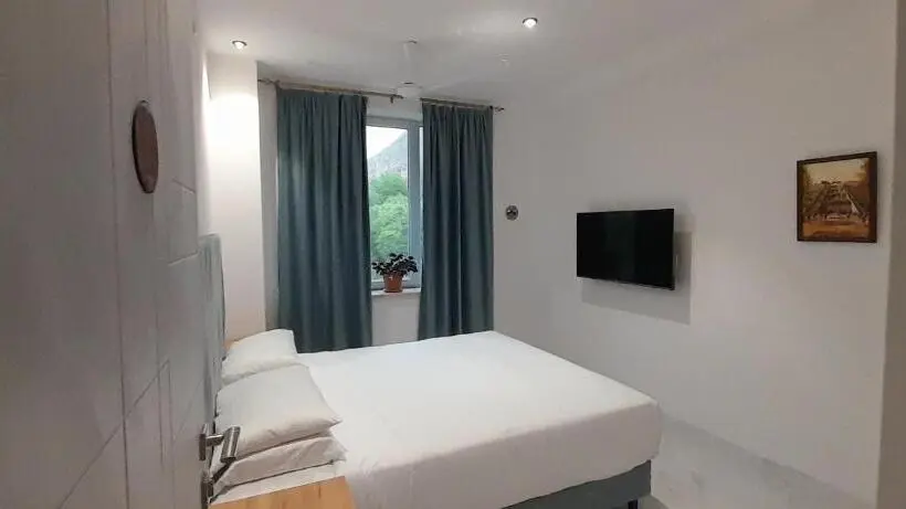 اتاق استاندارد, Areni Lodge
