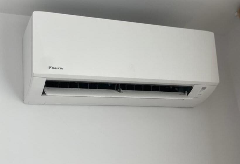 标准工作室, Avenue