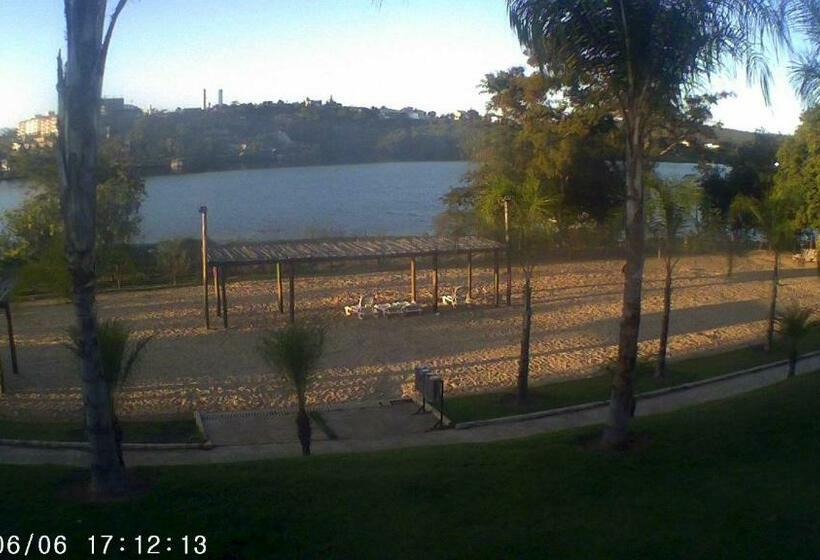 آپارتمان 1 خوابه همکف, Apartamento No Eco Resort Ilhas Do Lago