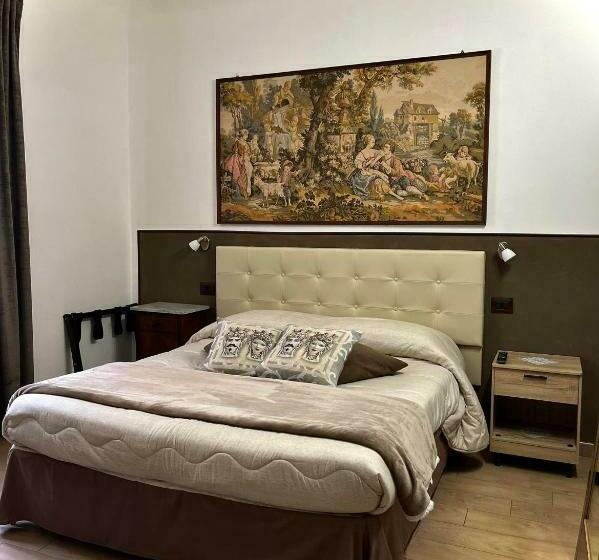 اتاق لوکس با تخت بزرگ, La Corte Di Angelica