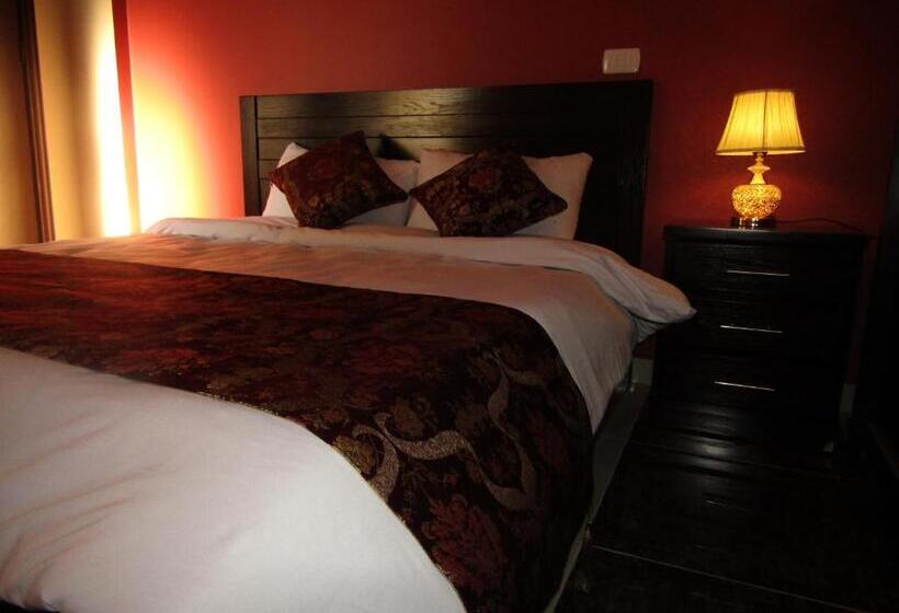 اتاق استاندارد با تراس, Petracrystal