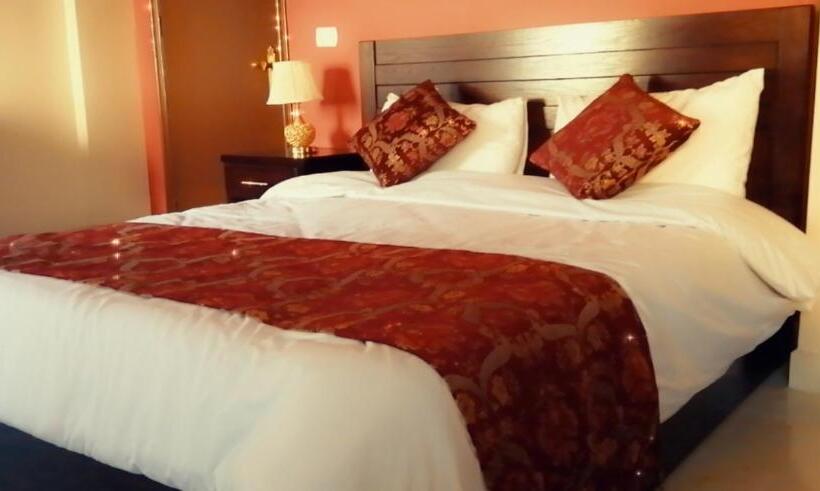 اتاق استاندارد با تراس, Petracrystal