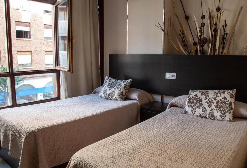 اتاق استاندارد سه نفره, Alojamiento Catamarán