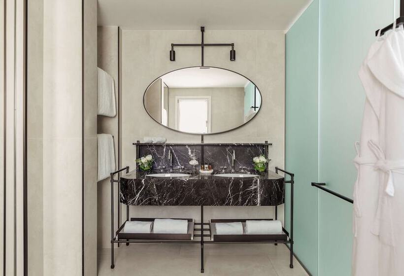 סוויטת ג'וניור םע נוף, Tivoli Portopiccolo Sistiana Wellness Resort & Spa