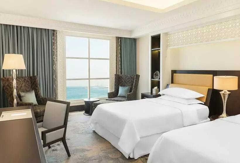 オーシャンビュースーペリアールーム, Sheraton Sharjah Beach Resort And Spa