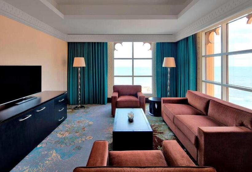 سوئیت کلاب, Sheraton Sharjah Beach Resort And Spa