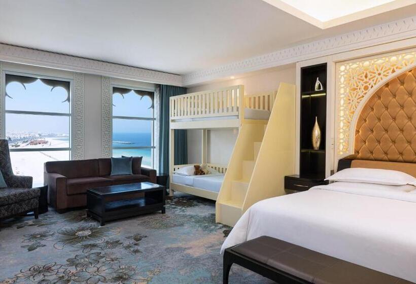 Номер Премиум, Sheraton Sharjah Beach Resort And Spa