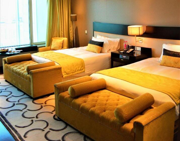 اتاق لوکس با چشمانداز شهر, Taj Santacruz