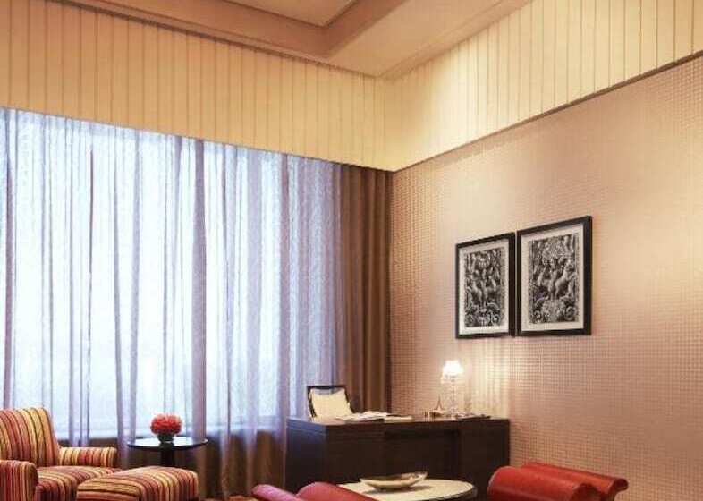 اتاق لوکس با چشمانداز شهر, Taj Santacruz