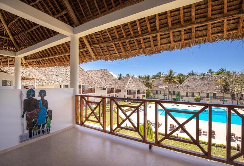 Семейный Номер, Kiwengwa Beach Resort