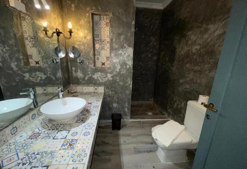 Standard swim-up room with sea view, Kiwengwa Beach Resort