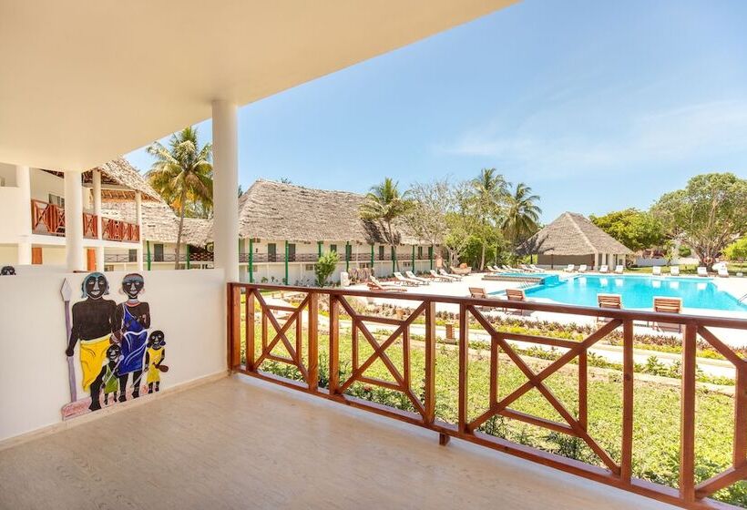 Семейный Номер, Kiwengwa Beach Resort