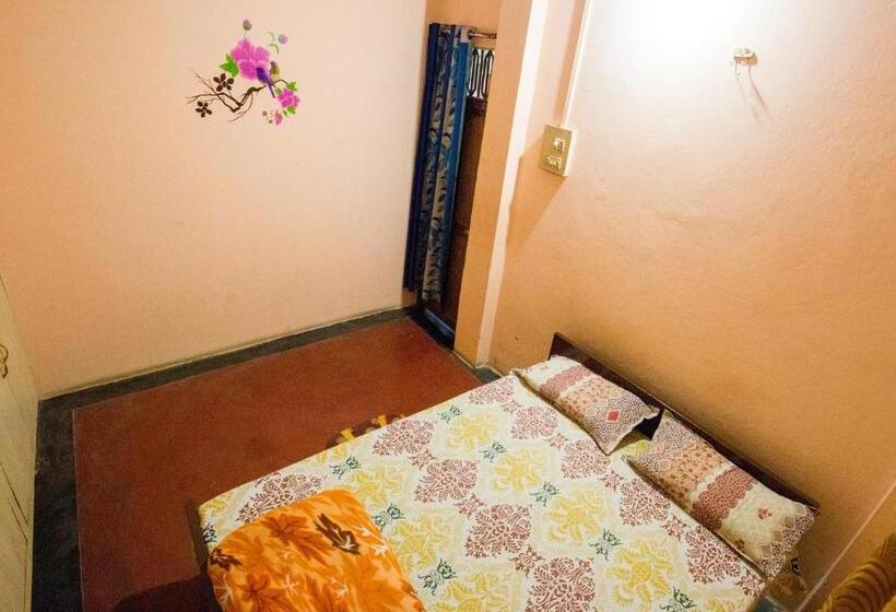 غرفة قياسية حمام مشترك, Somit Paying Guest House