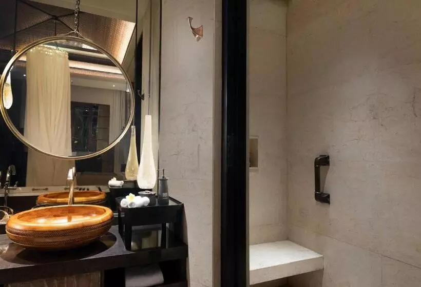 キングサイズベッドのスイートルーム, Mandapa, A Ritz Carlton Reserve