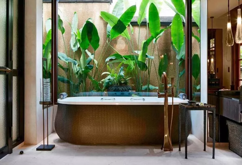 プール付き１ベッドルームヴィラ, Mandapa, A Ritz Carlton Reserve