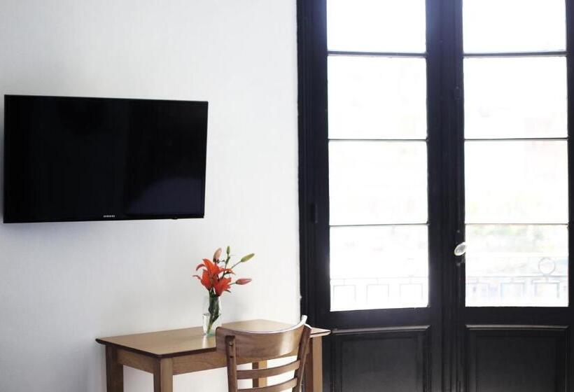 اتاق استاندارد, Art Factory Soho