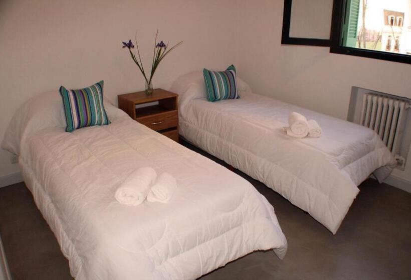 اتاق استاندارد چهار تخته, Art Factory Soho