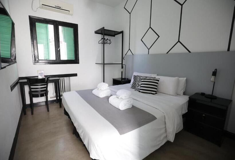 اتاق استاندارد, Art Factory Soho