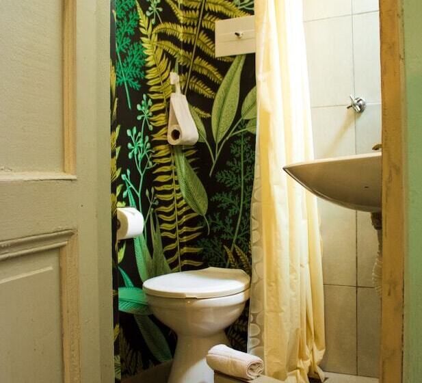 اتاق استاندارد, Art Factory Soho