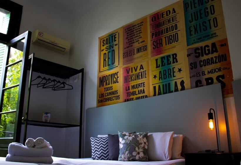 اتاق استاندارد سه نفره, Art Factory Soho