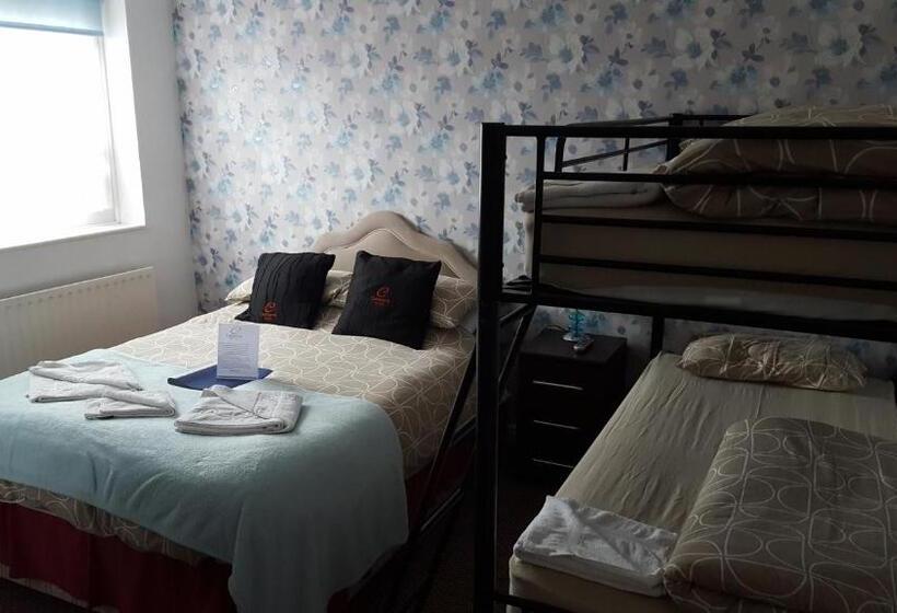 غرفة عائلية, Uk Travel & Hospitality Ltd Ta Canberra