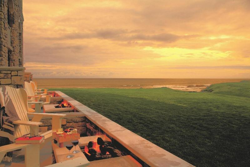 اتاق لوکس سه تخته, Angelo S