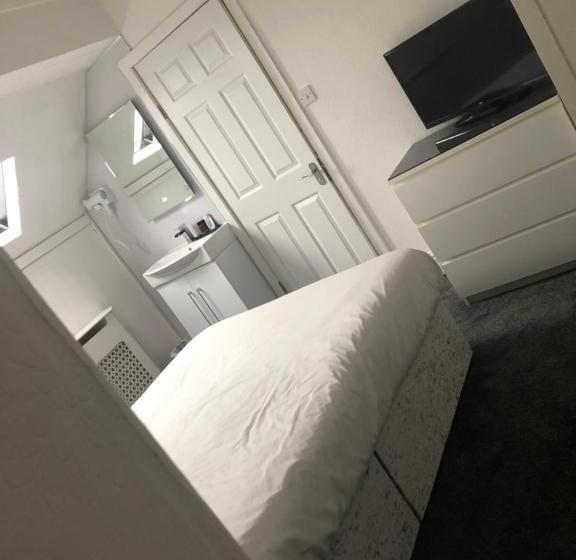 Номер Стандарт, Ashfield