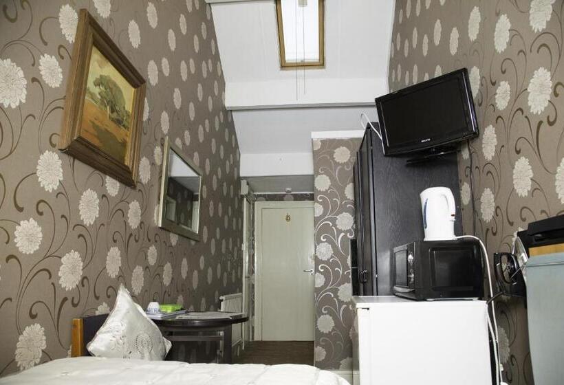 Номер Стандарт Индивидуальный, Ashfield