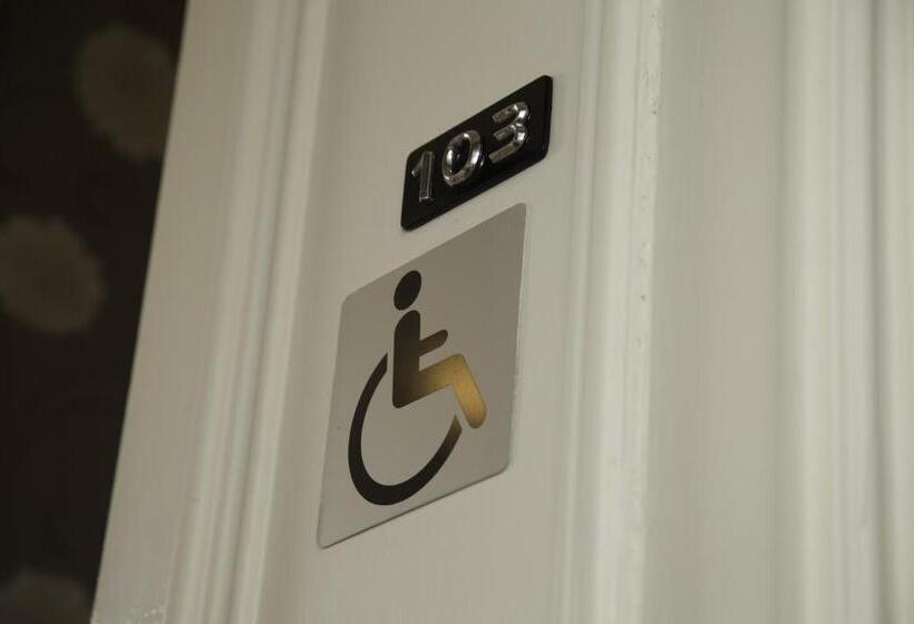 Номер Deluxe, Ashfield