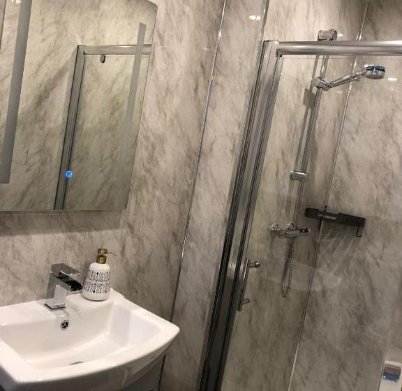 Номер Superior, Ashfield