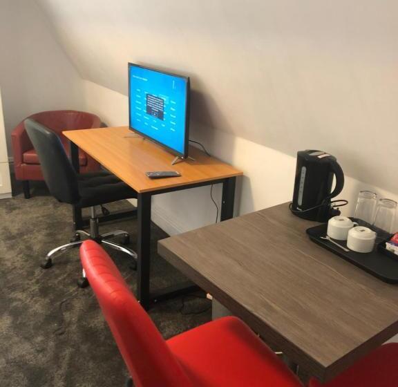Номер Deluxe, Ashfield