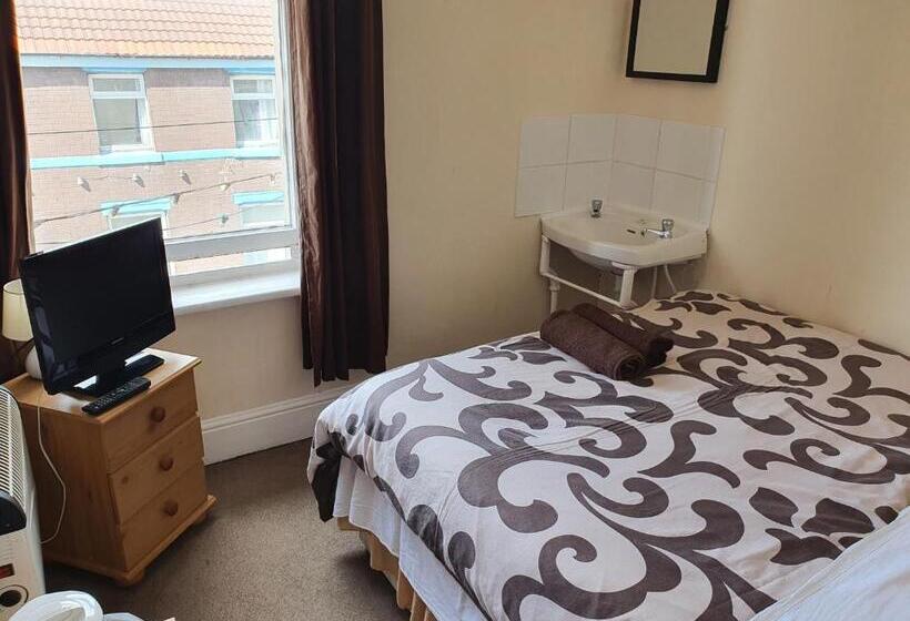 Basic Room Shared Bathroom