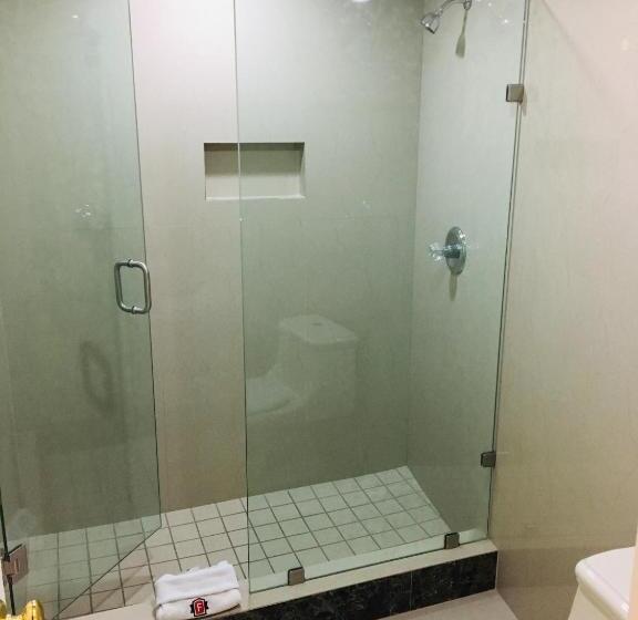 חדר סטנדרט, Frontiere Tijuana