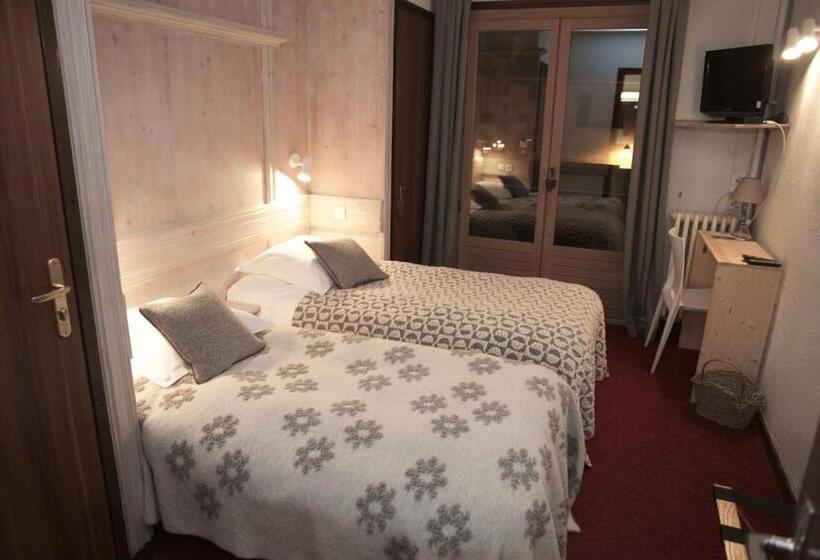 غرفة سوبيريور, Val D Este