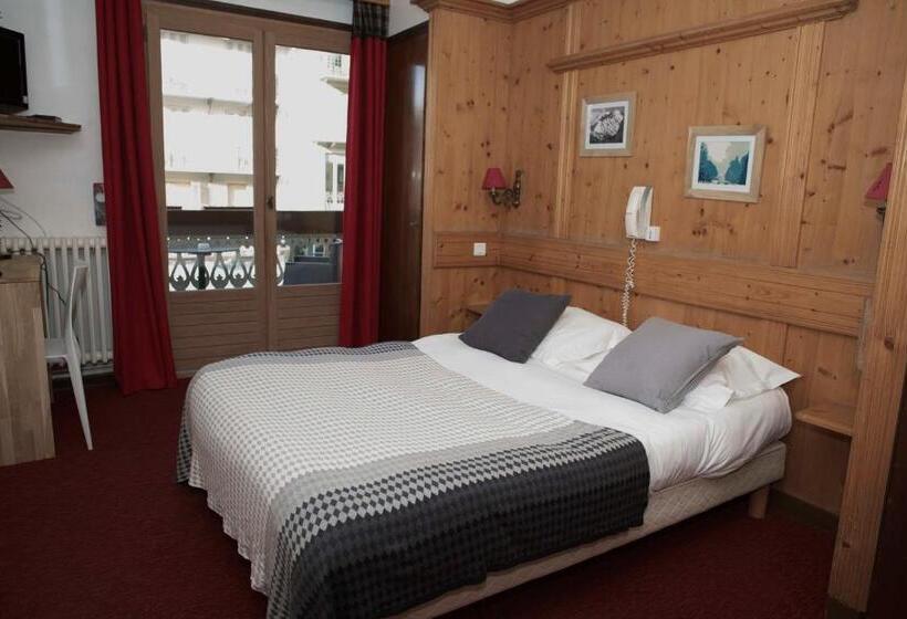 수피리어 룸, Val D Este