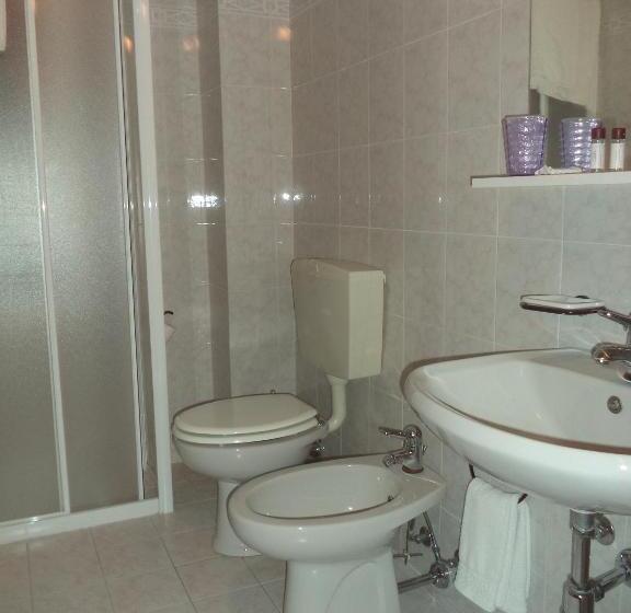 スタンダードルーム, Il Nibbio