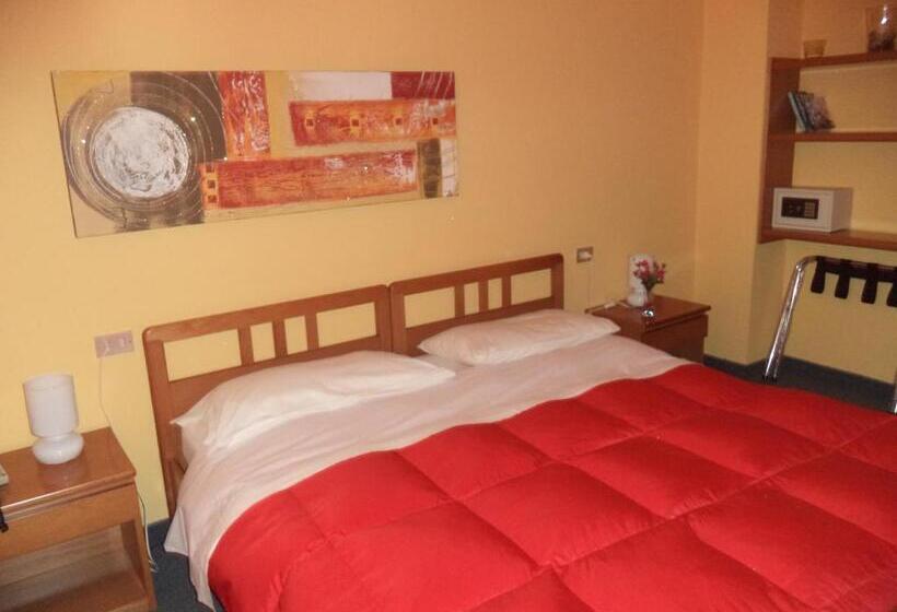 スタンダードルーム, Il Nibbio