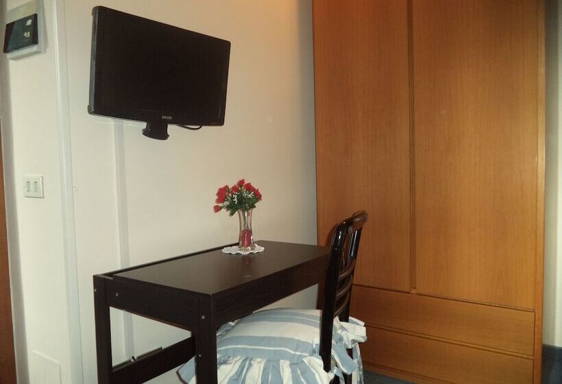 スタンダードシングルルーム, Il Nibbio