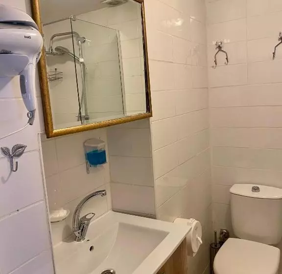Habitación Estàndard Individual, Taşhan