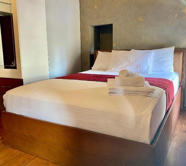 豪华单人间, Taşhan