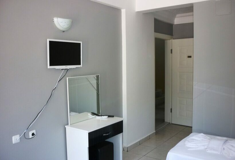 Номер Стандарт с Балконом, The Green Valley