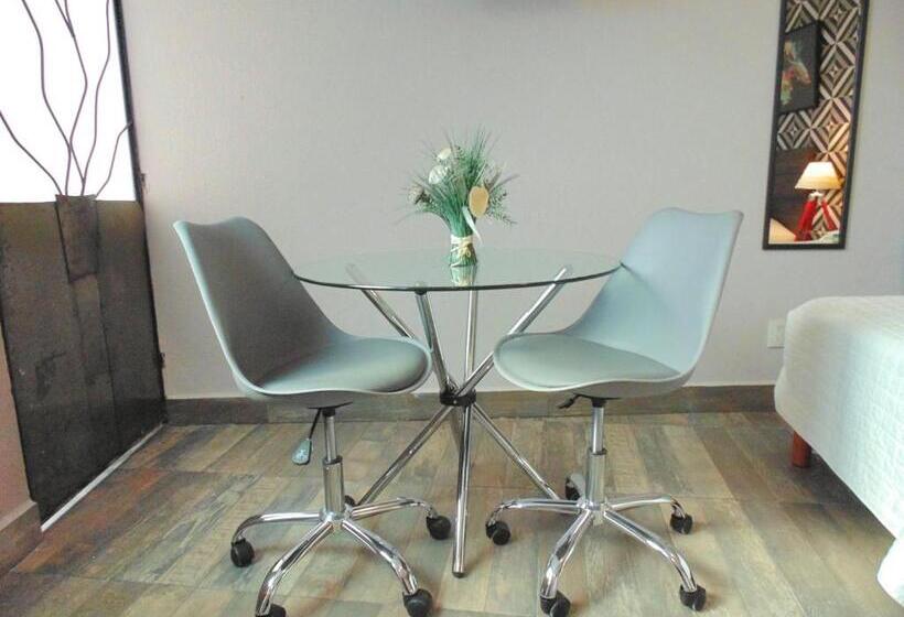 Quarto Estandar, Moras Suites
