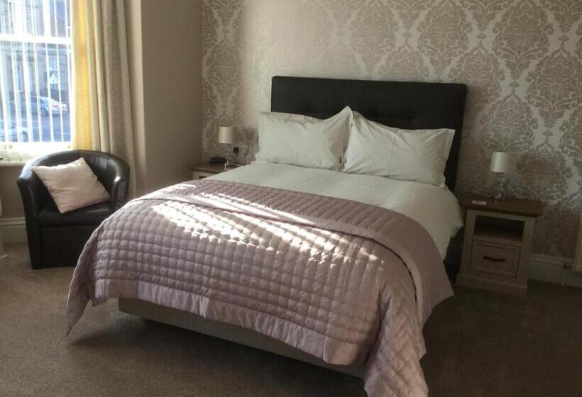 חדר משפחתי, Glenora Guest House