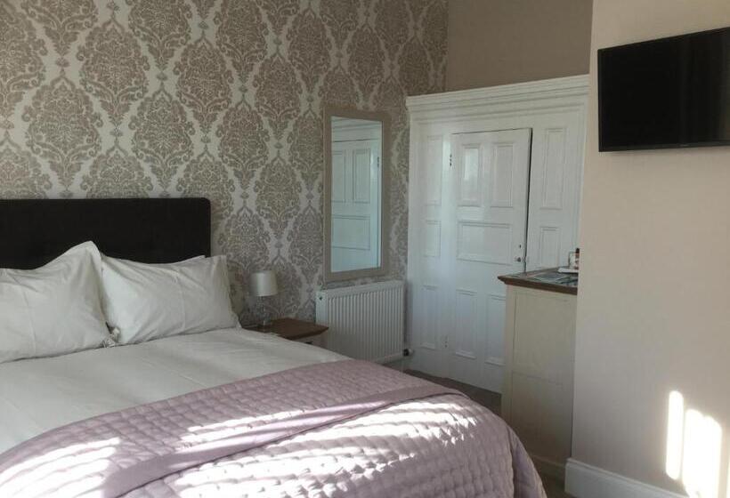 חדר משפחתי, Glenora Guest House