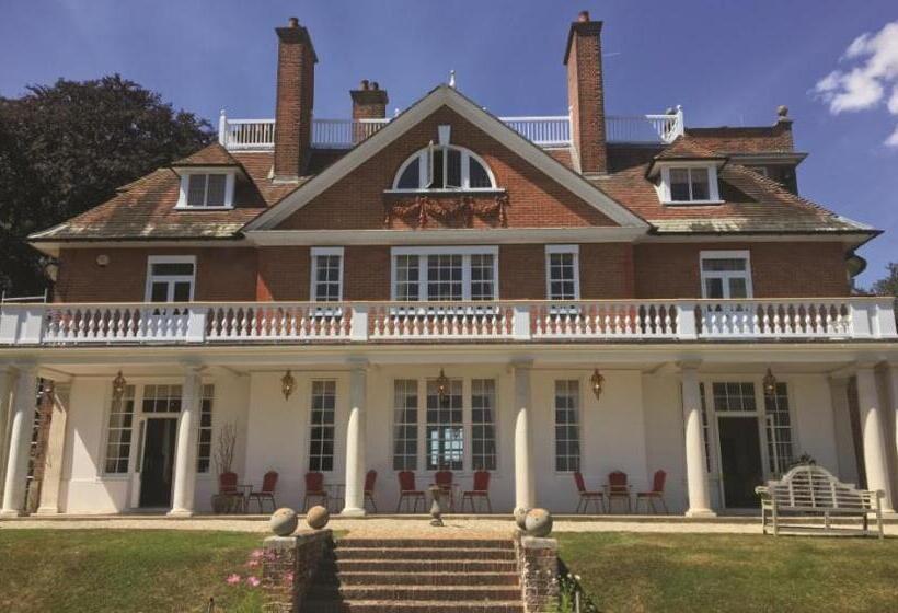 Апартаменты 3 Спальни Вид на Море, Saltcote Place