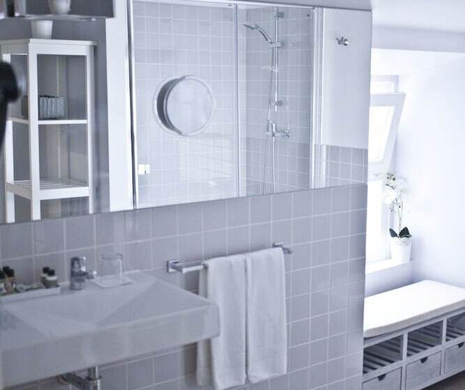 استودیوی استاندارد, The Art Inn Lisbon