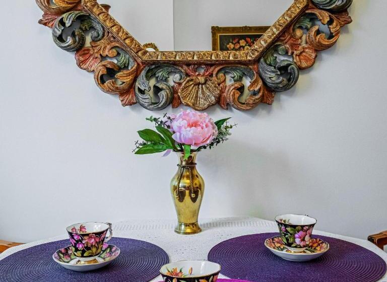 舒适三人间, Dawson Place, Juliette's Bed And Breakfast