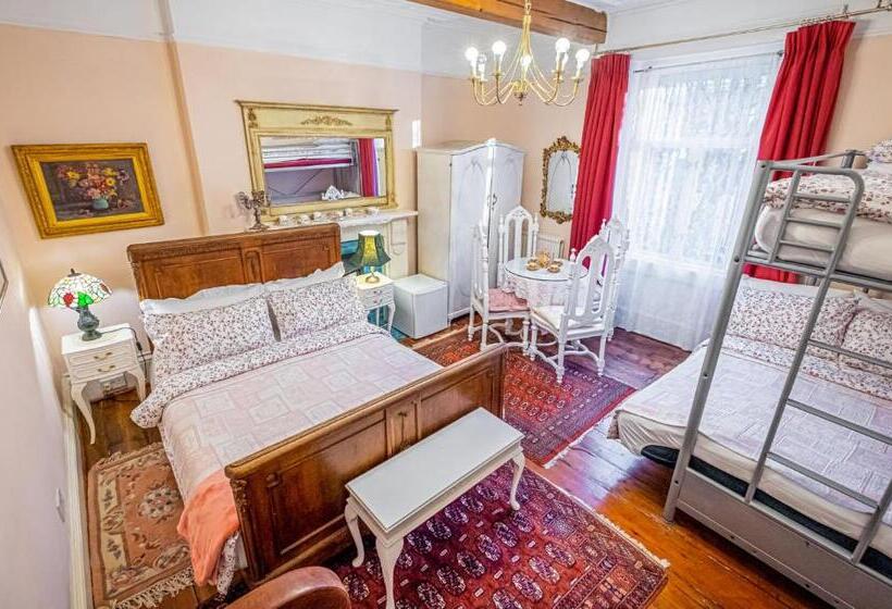 Семейный Номер, Dawson Place, Juliette's Bed And Breakfast