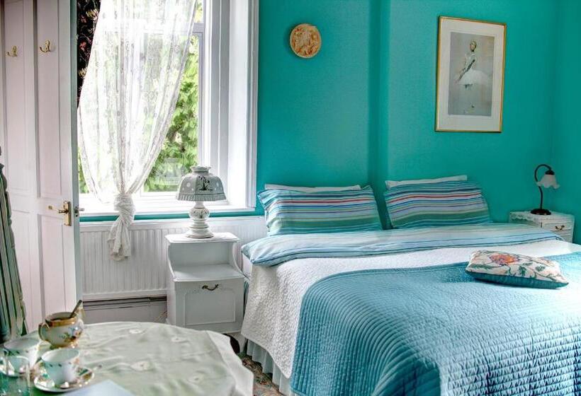 Трехместный Номер Классика, Dawson Place, Juliette's Bed And Breakfast